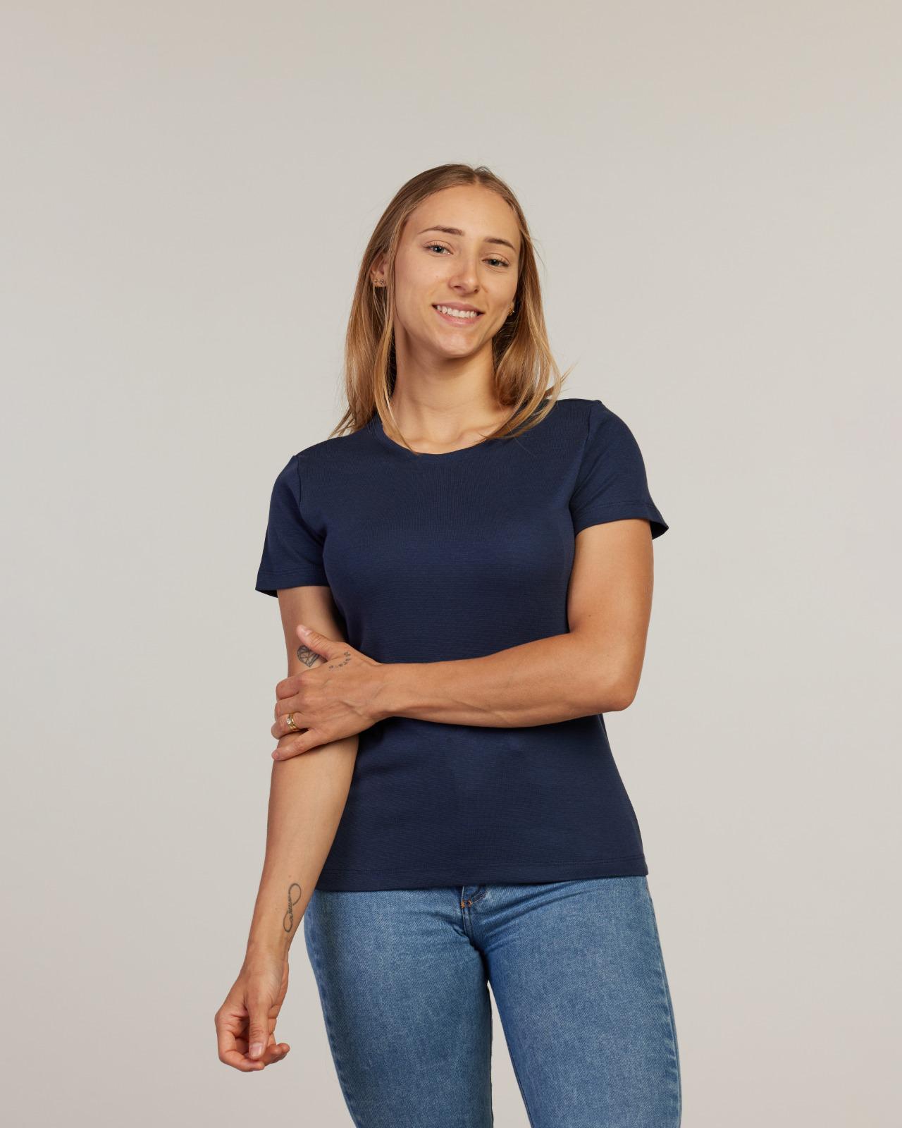 Camiseta Baby Look Básica Feminina — Lunfe Studio — foto 5