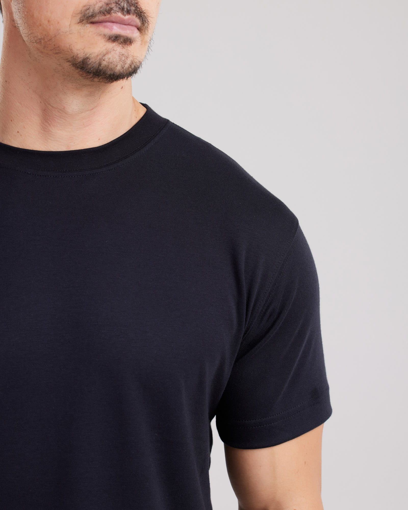 Camiseta Suedine Pima Sensory Regular Fit — Lunfe Studio — foto 9