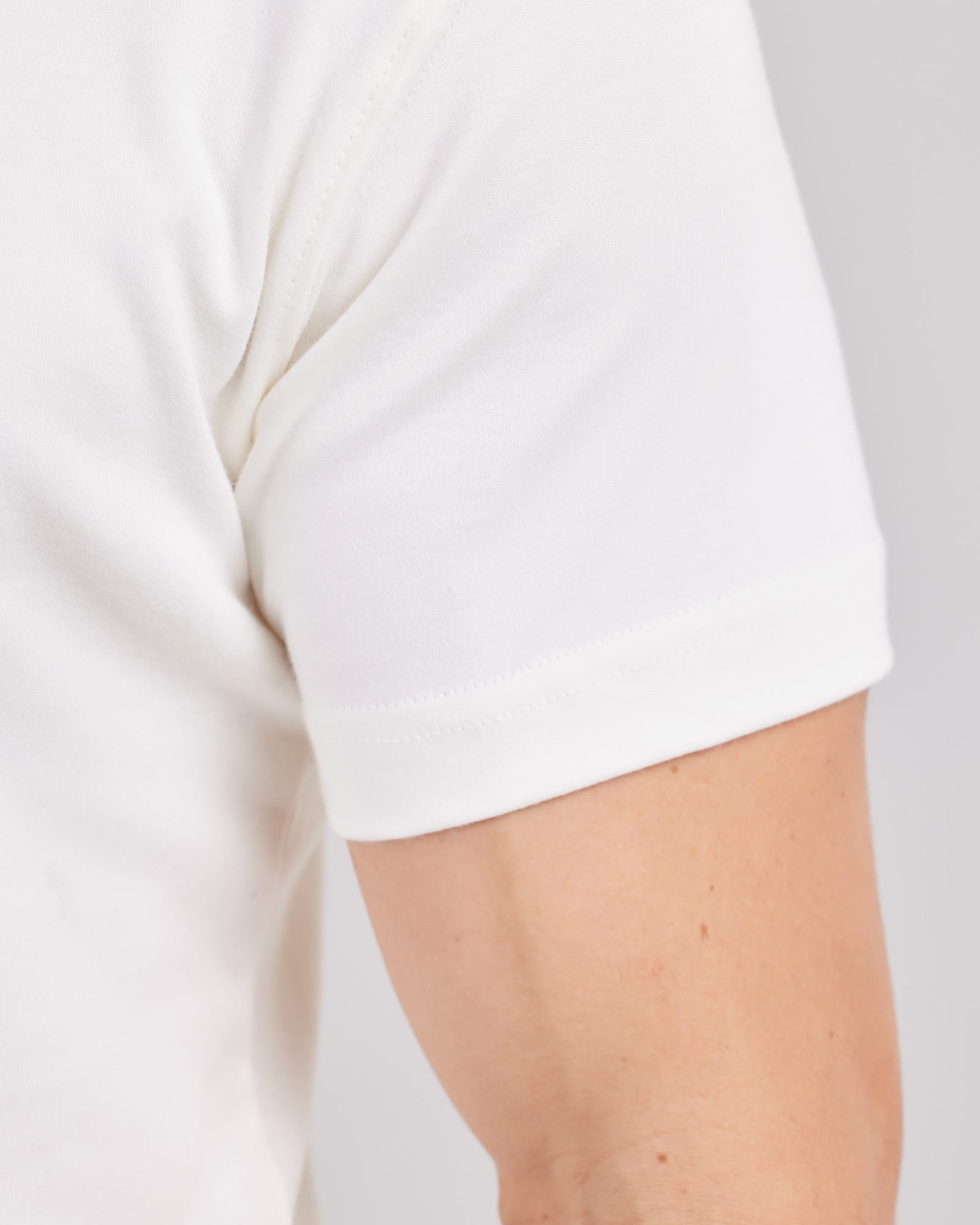 Camiseta Suedine Pima Sensory Regular Fit — Lunfe Studio — foto 5