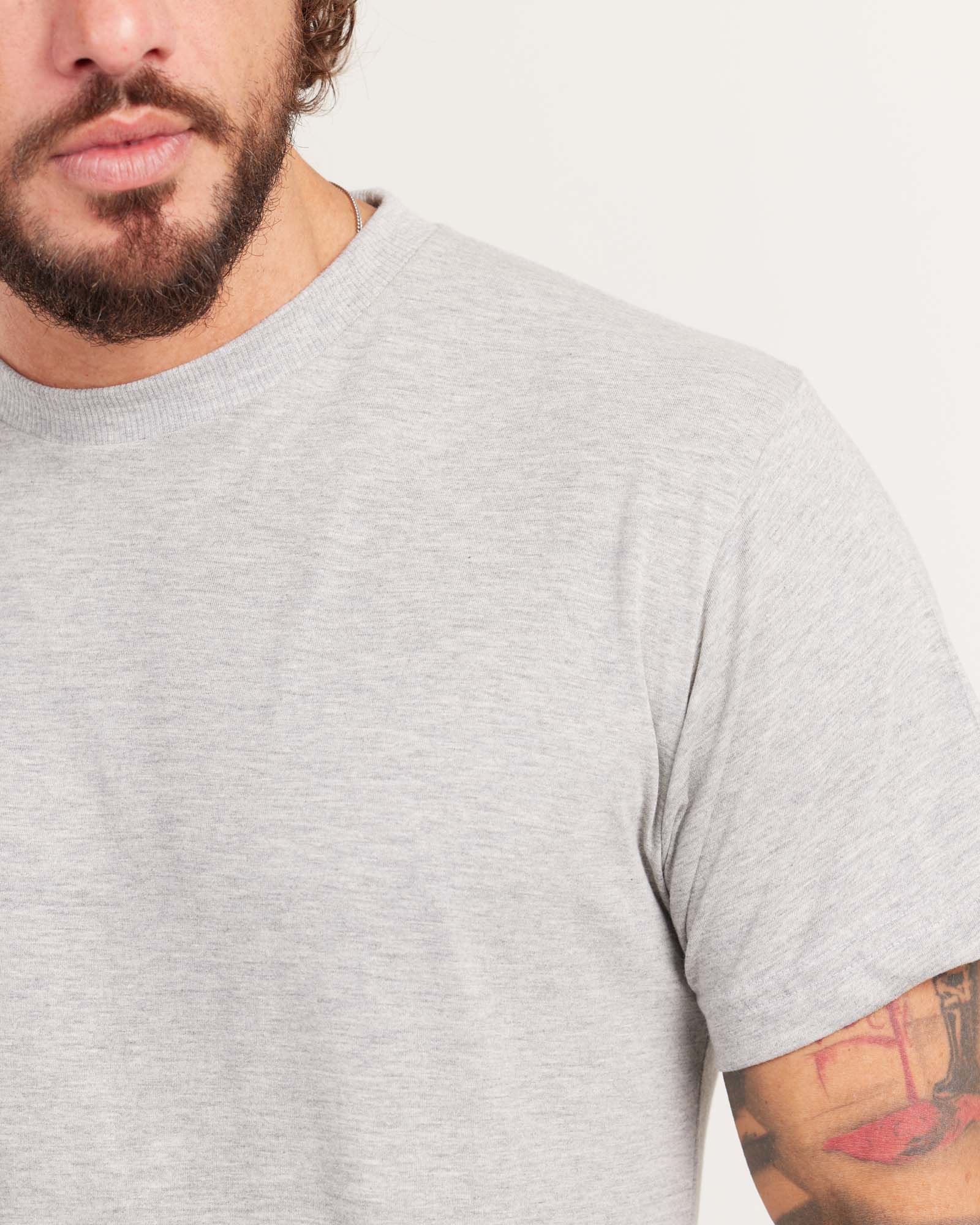 Camiseta Custo Inteligente — Lunfe Studio — foto 4