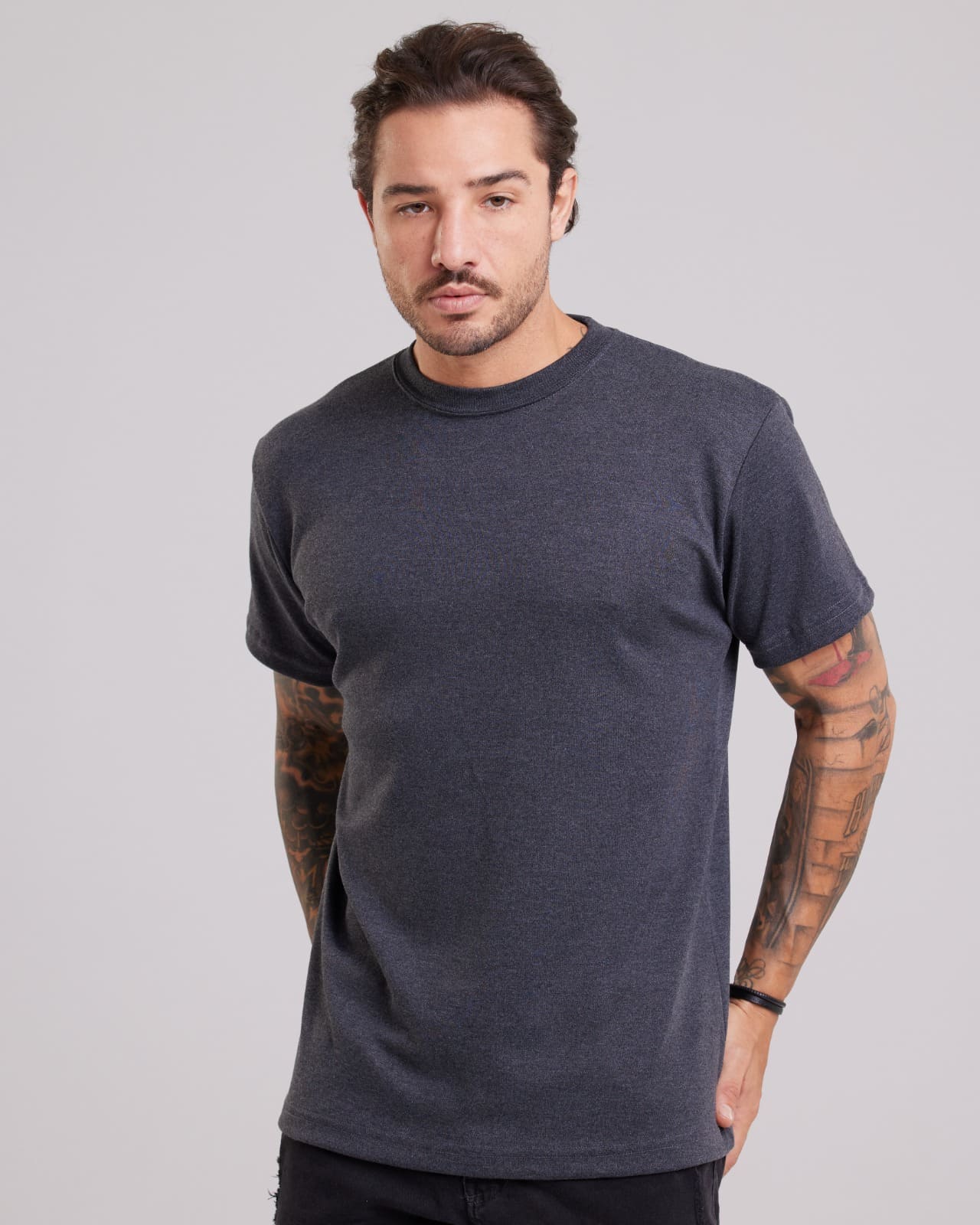 Camiseta Suedine Peruano Preto — Lunfe Studio — foto 5