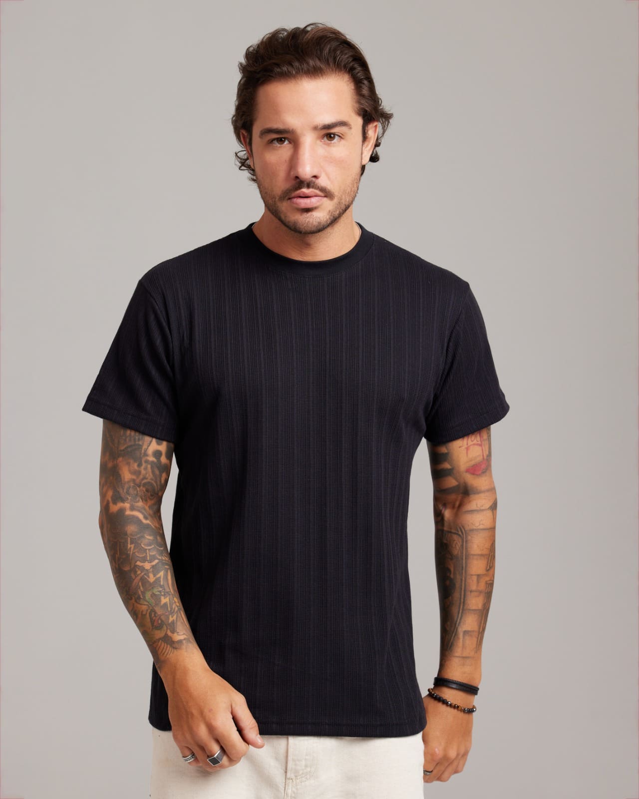 Camiseta Rib Wide Texture Preto — Lunfe Studio — foto 7