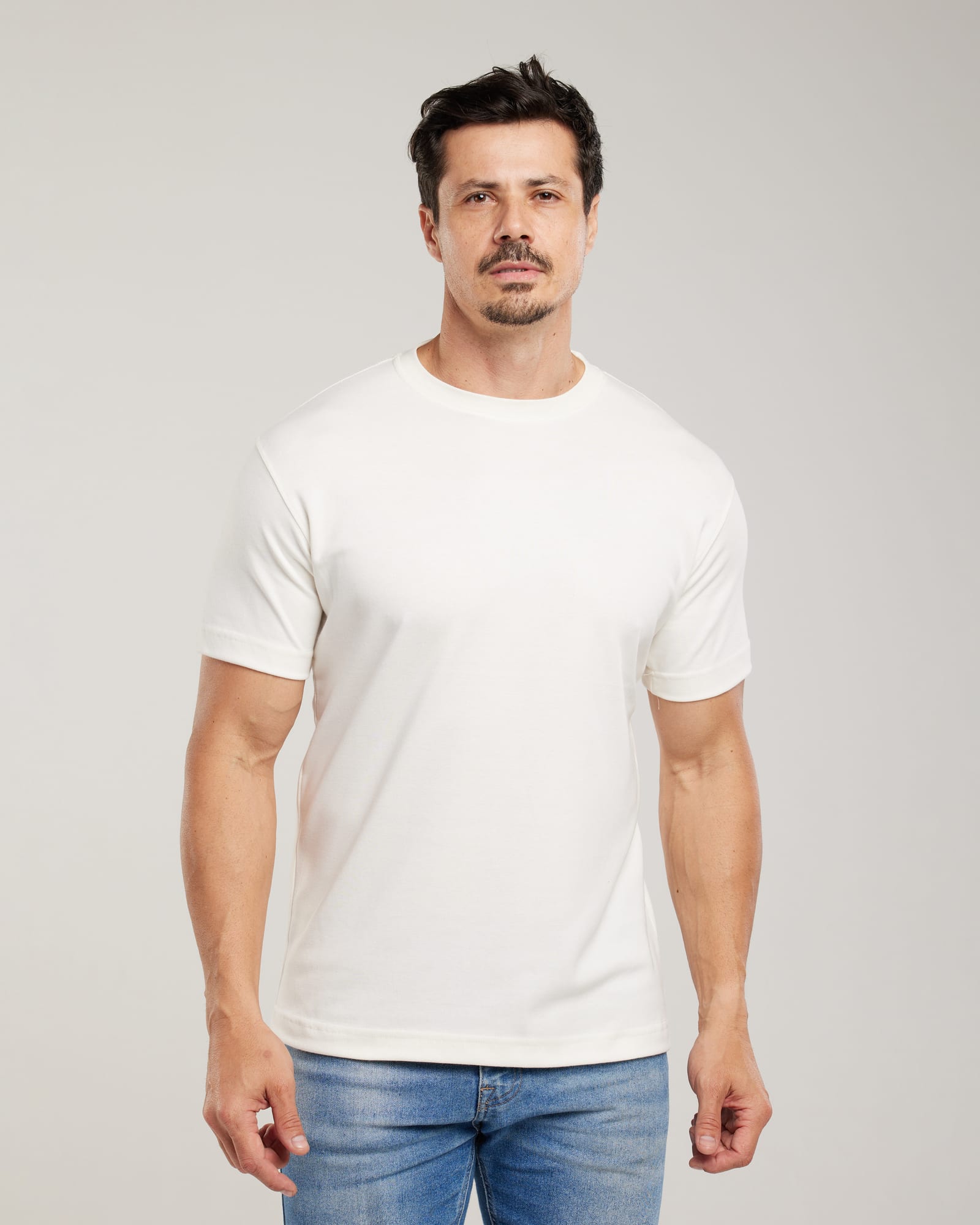 Camiseta Algodão Egípcio Regular Fit — Lunfe Studio — foto 5