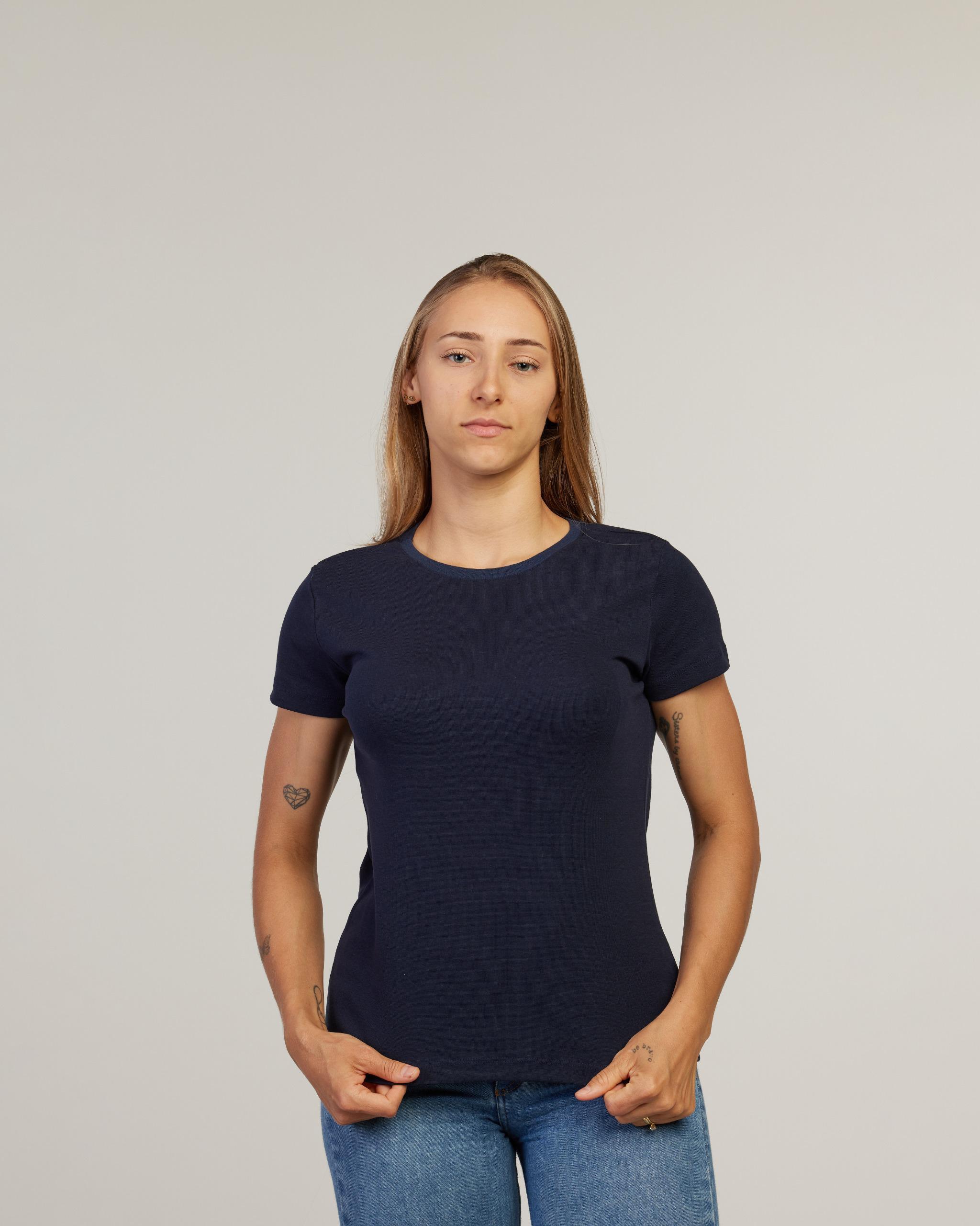 Camiseta Baby Look Básica Feminina Azul Marinho — Lunfe Studio