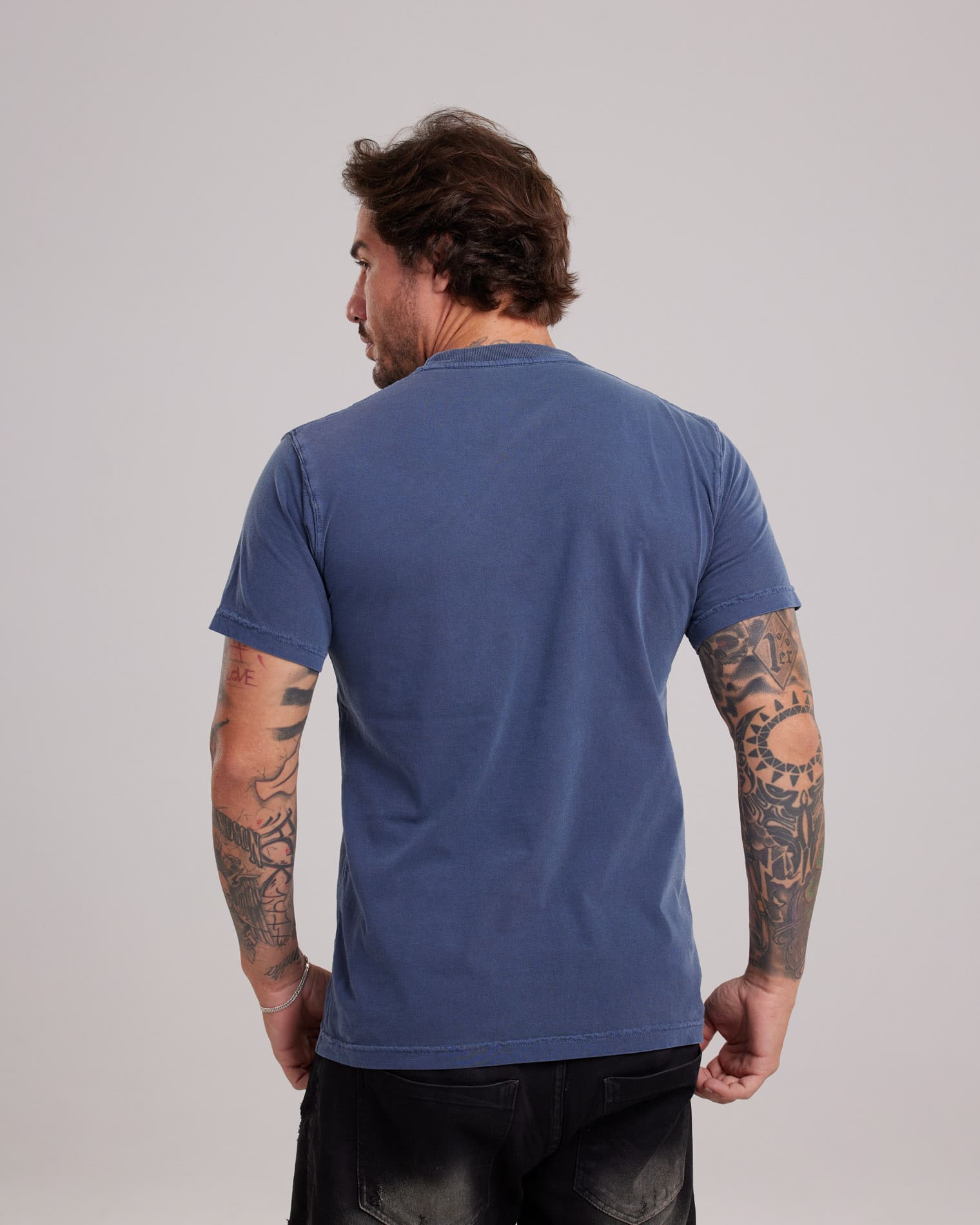 Camiseta Estonada Cores Vibrantes — Lunfe Studio — foto 6