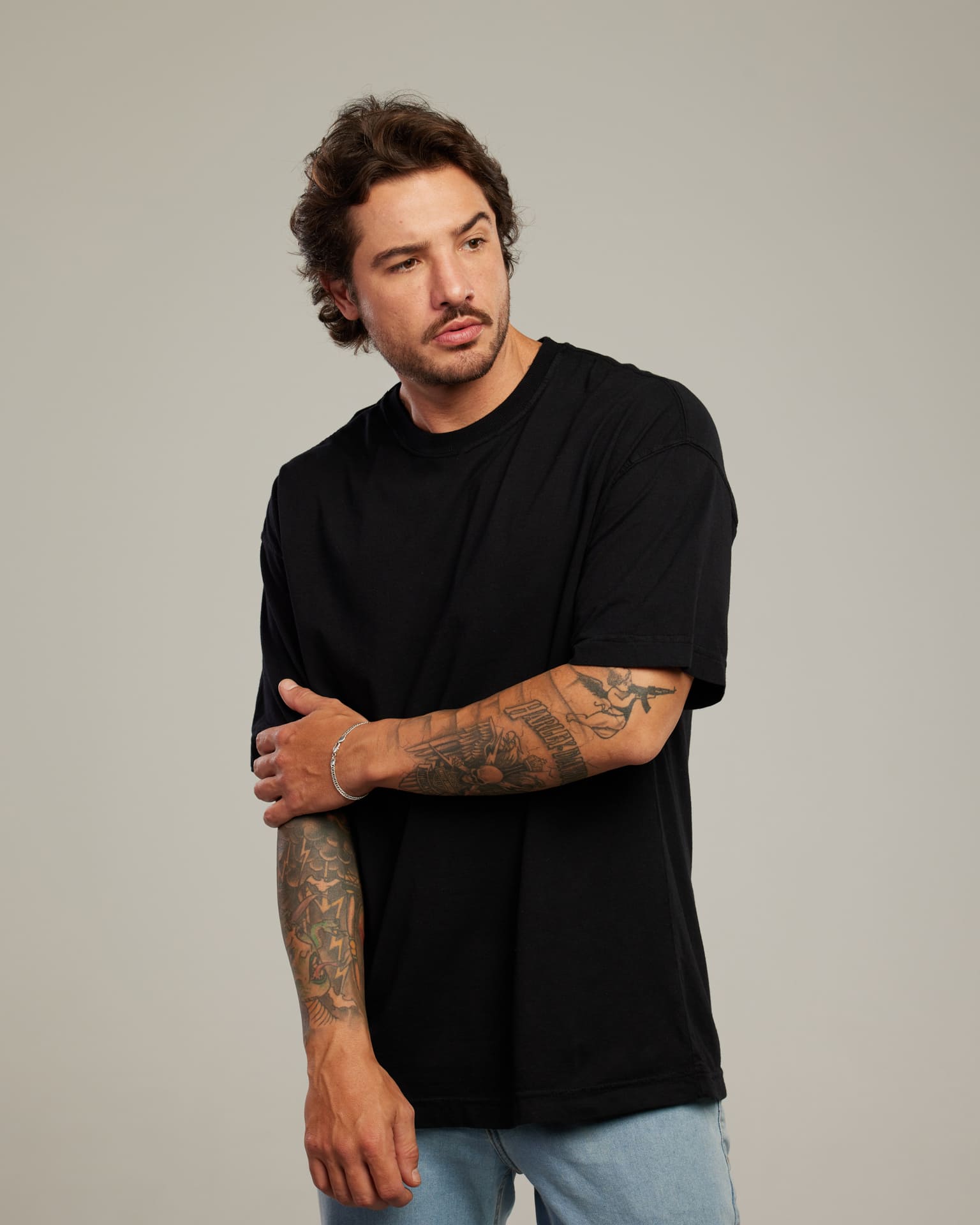Camiseta Oversized Drop Shoulder — Lunfe Studio — foto 2