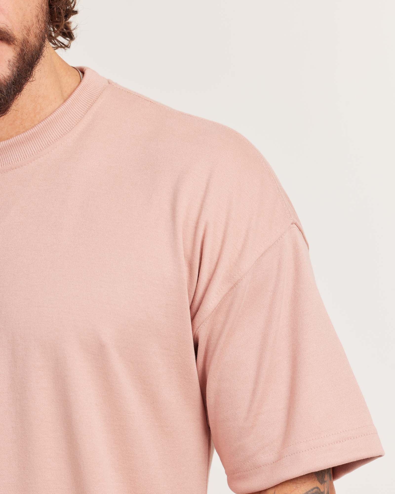 Camiseta Oversized Malhão Suedine — Lunfe Studio — foto 2