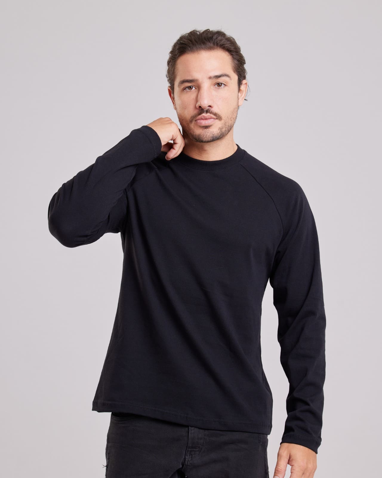 Blusa Raglan Manga Longa — Lunfe Studio — foto 4