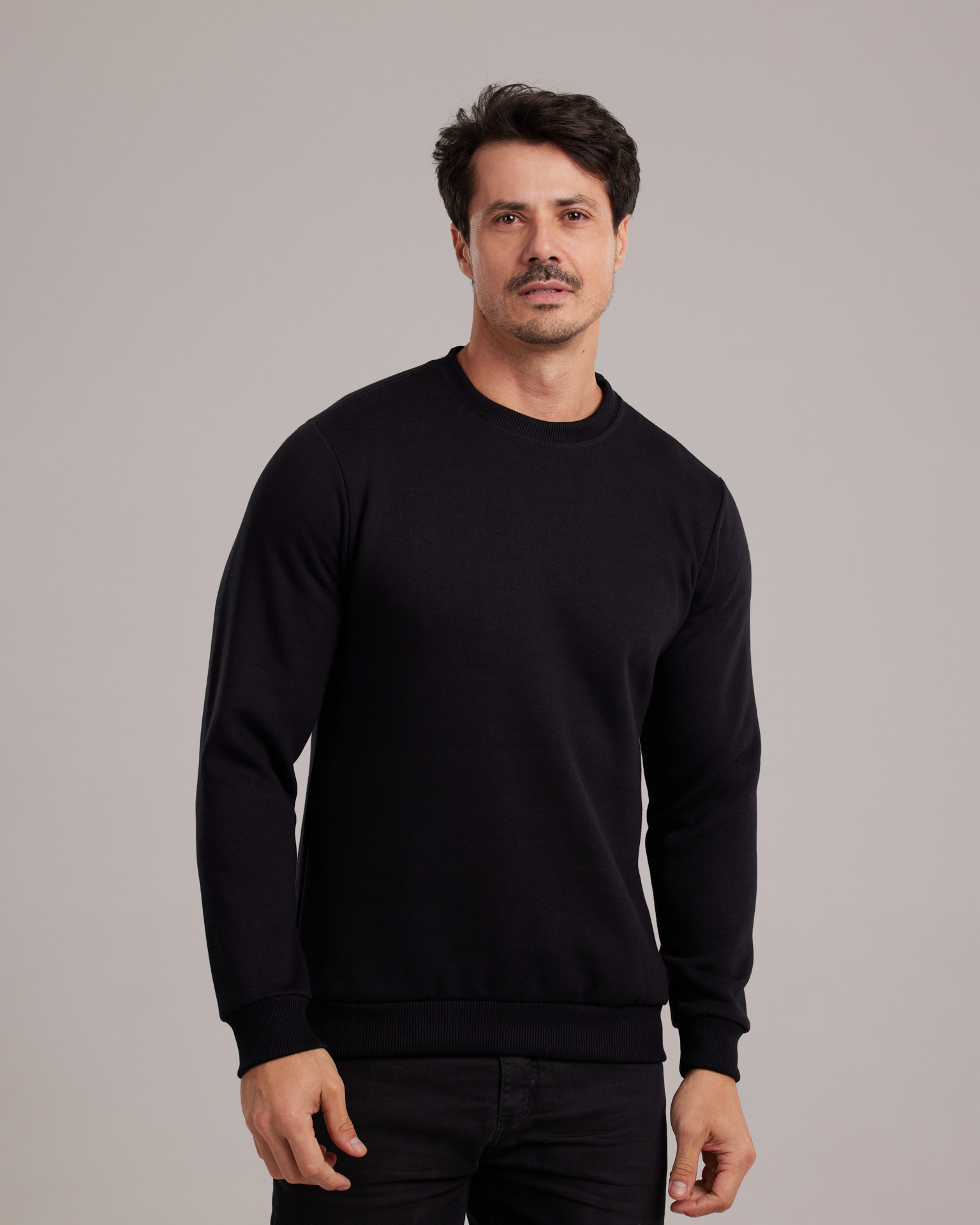 Moletom Básico Flanelado Preto — Lunfe Studio